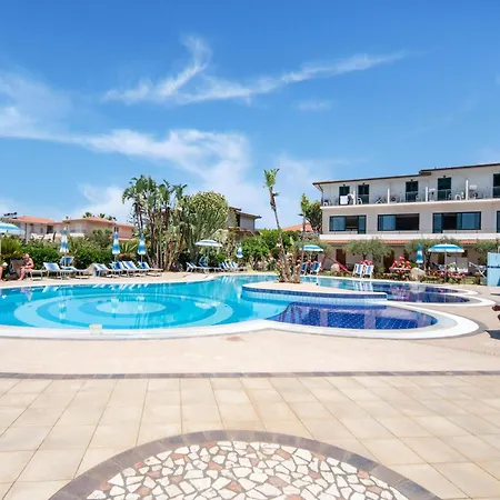 In San Nicol Di With Pool Σπίτι διακοπών Ricadi